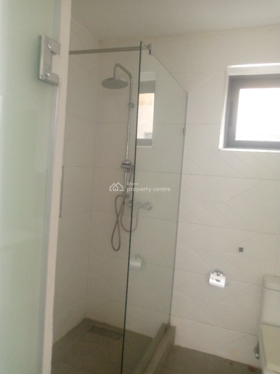 Executive 4 Bedrooms Townhouse, Abelemkpe, Accra, Townhouse for Rent