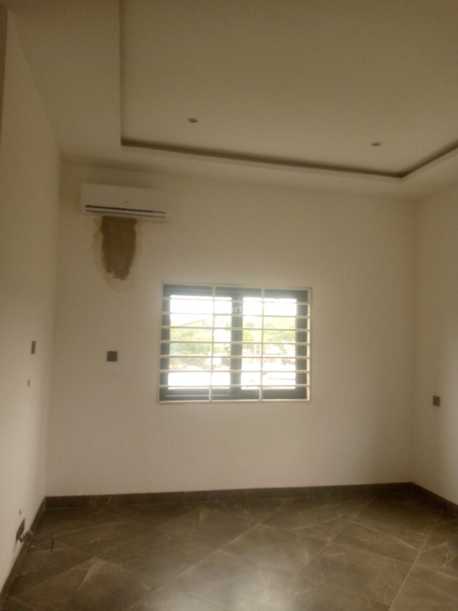 a Luxurious Newly Built 4 Bedroom Townhouse, East Airport, Airport Residential Area, Accra, Townhouse for Rent