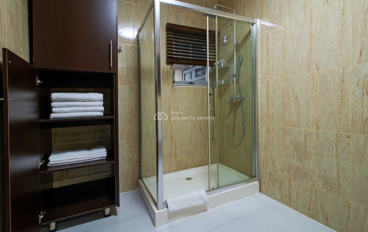 Fully Furnished 3 Bedroom Townhouse in a Gated Community with Pool, Airport Residential Area, Accra, Townhouse for Rent