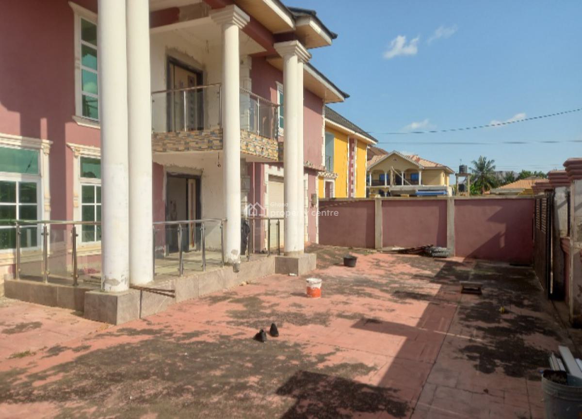 5 Bedrooms, Asokore Mampong, Near Knust Tech., Kumasi Metropolitan, Ashanti, House for Sale