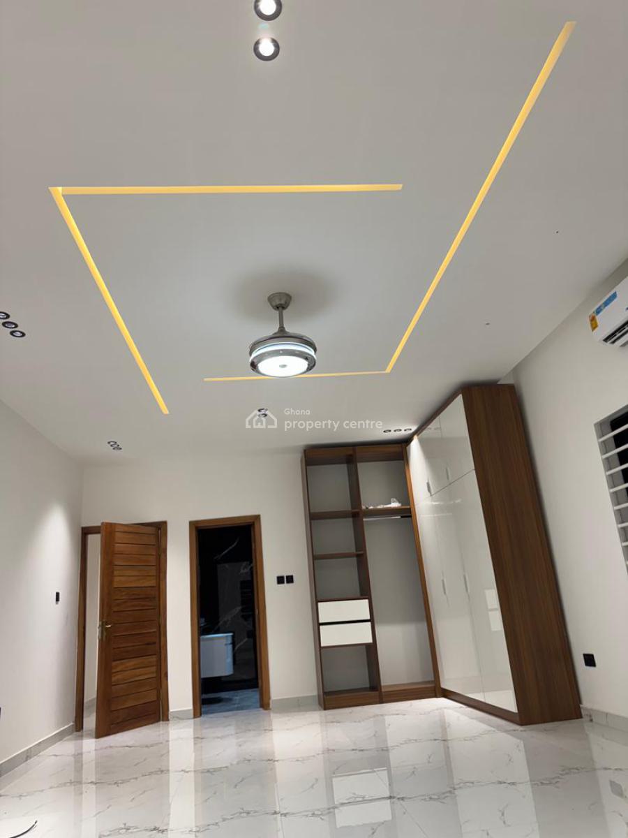Executive 4 Bedroom One Storey Building House, Ayimensah Toll Booth Enclaves, Oyarifa, La Nkwantanang Madina Municipal, Accra, Terraced Duplex for Sale