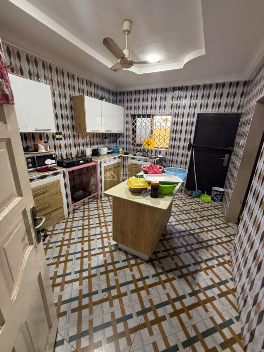 5 Bedrooms, Odumase Township, Ablekuma South, Accra Metropolitan, Accra, Detached Bungalow for Sale