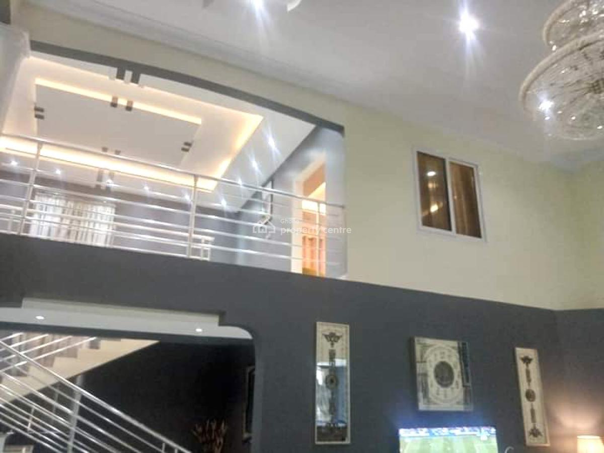 5 Bedrooms with Swimming Pool at Nsawam, Pampaso, Nsawam, Akuapim South Municipal, Eastern Region, Detached Duplex for Rent