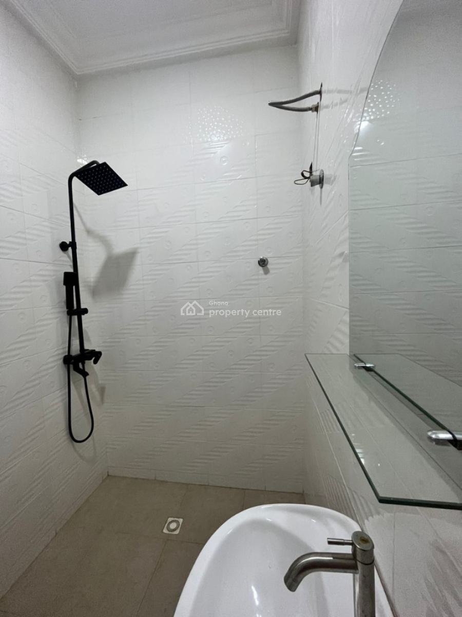 Neat Executive Chamber and Hall, Oyarifa, La Nkwantanang Madina Municipal, Accra, Apartment for Rent