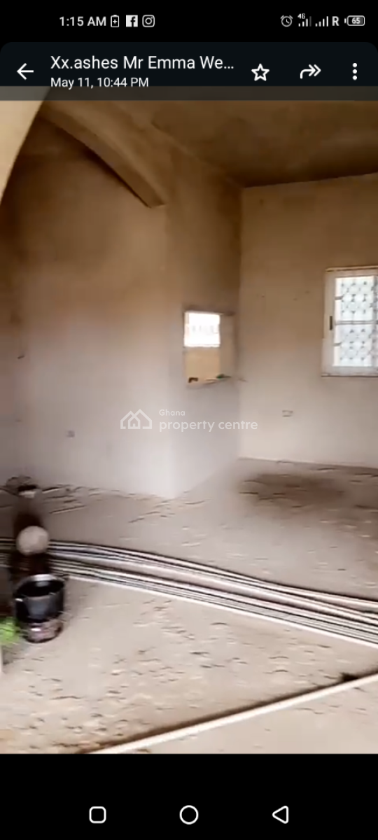 6 Bedroom Uncompleted Duplex, Tuba Junction, Kasoa, Awutu-senya East, Central Region, Terraced Duplex for Sale