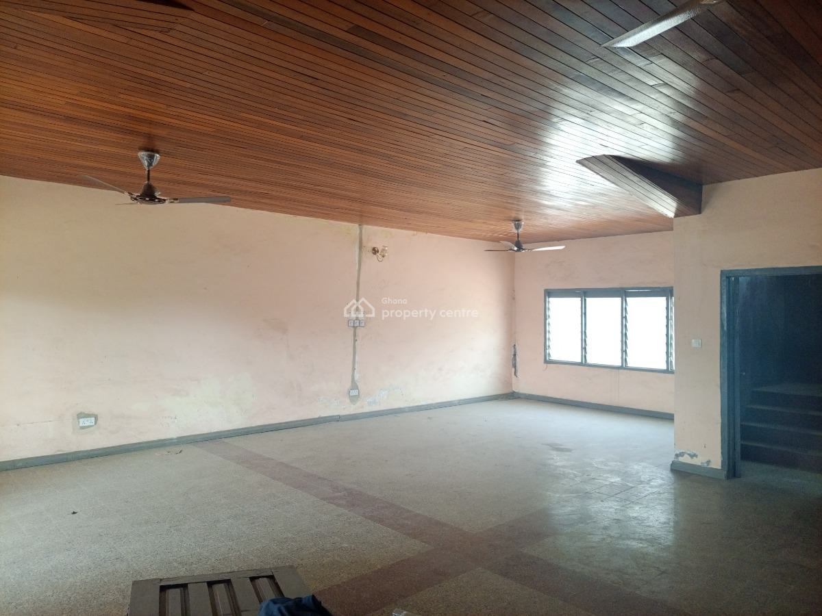 Commercial 8 Bedroom with Storey with 4 Bedroom Outhouse, Darkuman Christ Ebenezer Area, Accra Metropolitan, Accra, House for Rent