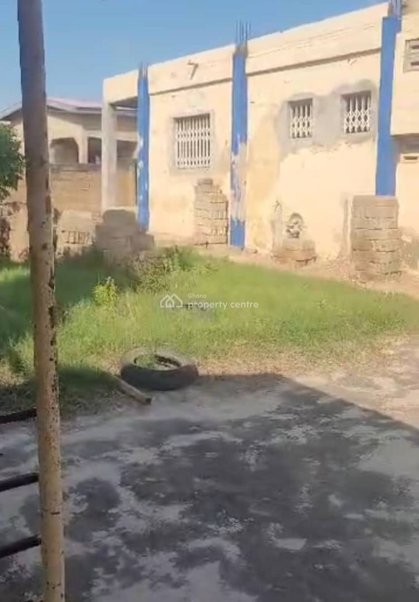 Storey Structure on 2 Plots, Santa Maria, Kwashieman, Accra, Hotel / Guest House for Sale