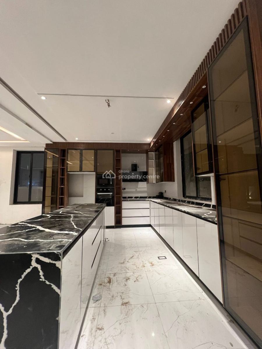 Executive 4 Bedrooms, Ogbojo, Adenta Municipal, Accra, House for Sale