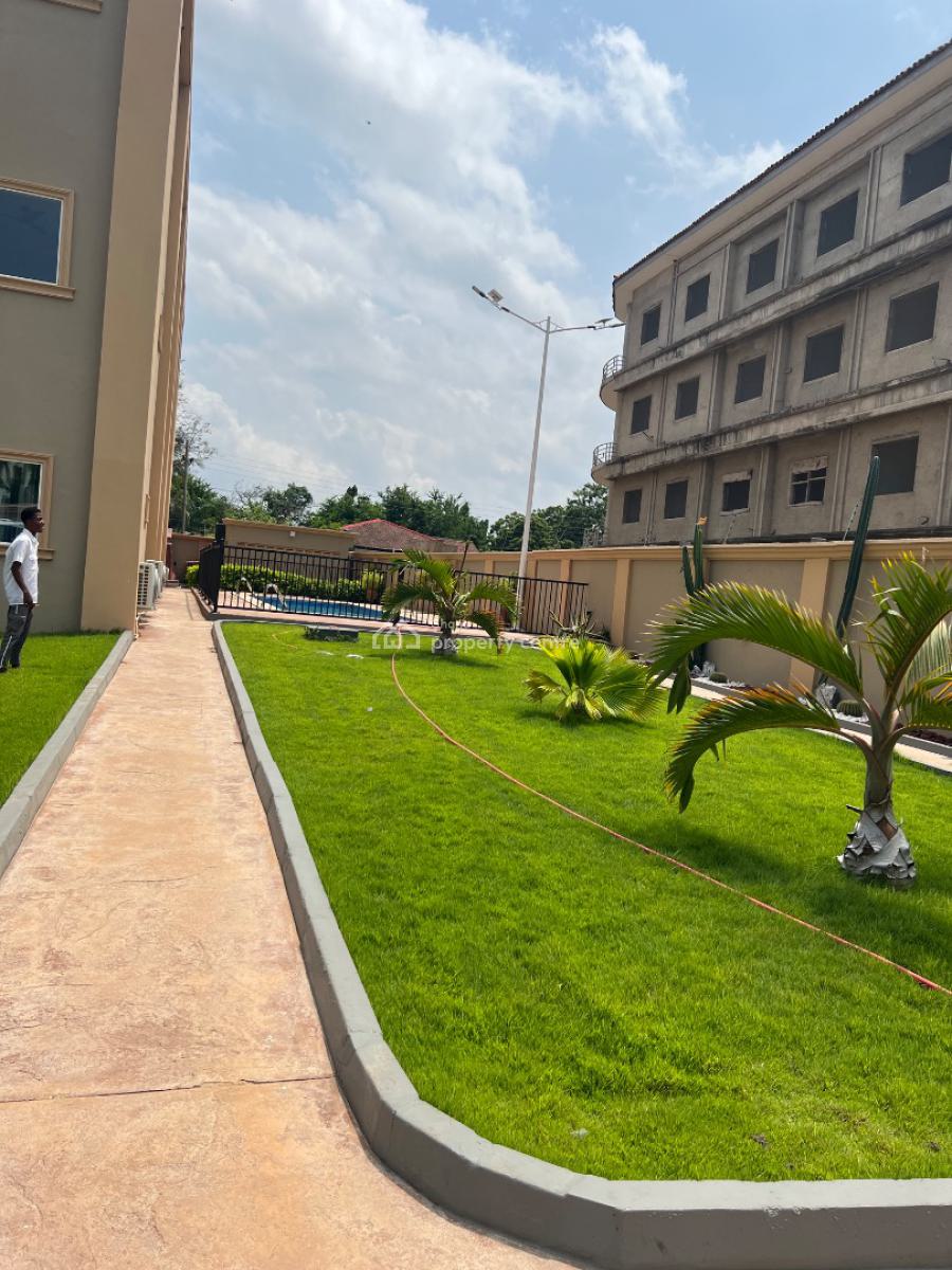 Apartment Complex with Lovely Greenery, Cantonments, Accra, Commercial Property for Sale