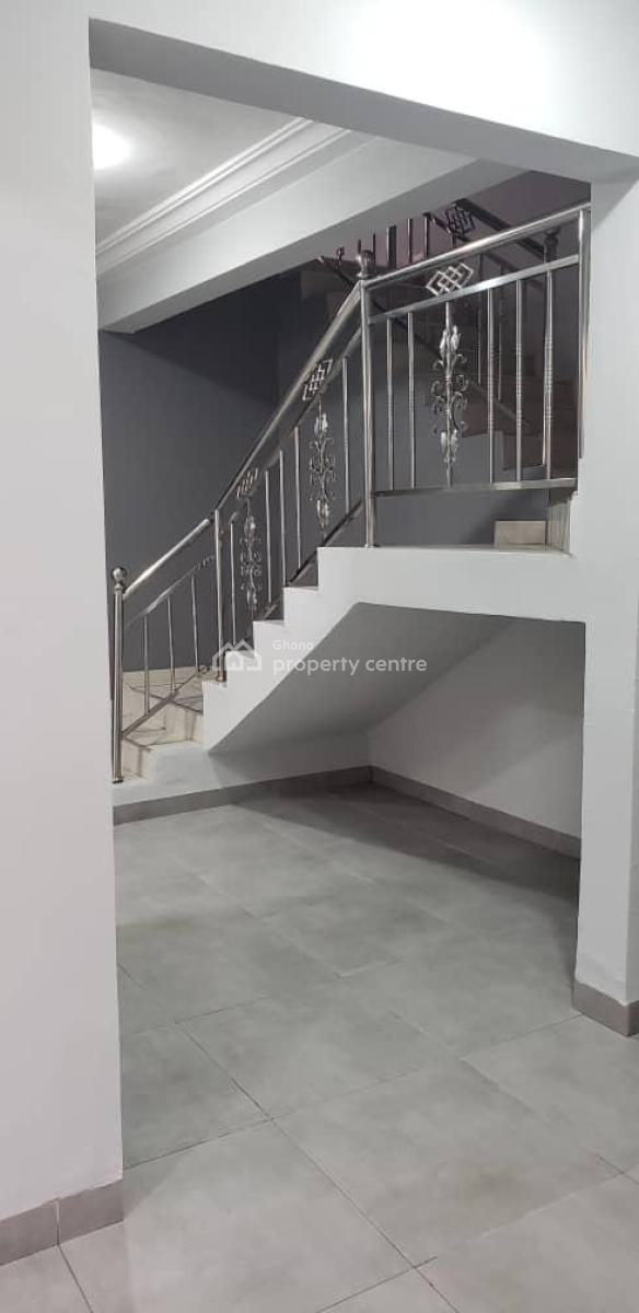 a 3 Bedroom House in a Gated Community, Nthc Estate, East Legon, Accra, Townhouse for Rent