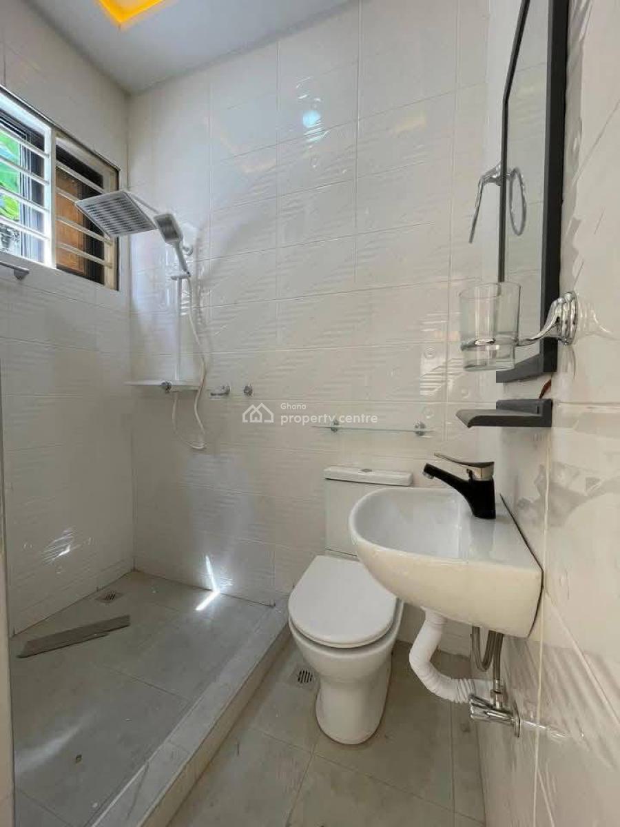 Executive 3 Bedrooms, Lashibi, Accra, House for Sale