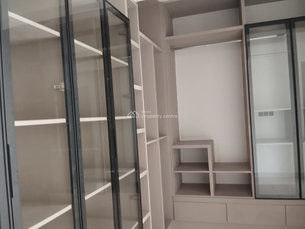 5 Bedroom Triplex, Dzorwulu, Accra, House for Sale