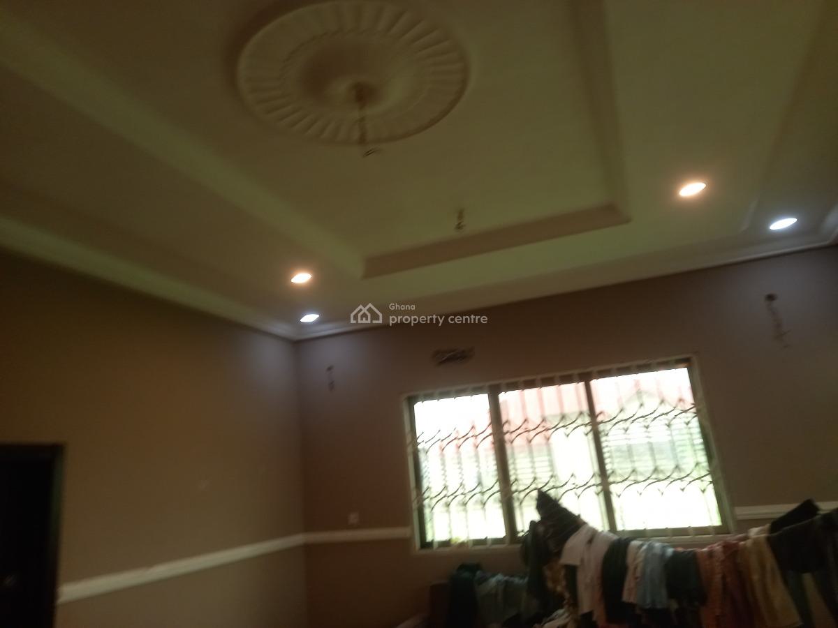 5 Bedrooms, Ejisu Donaso, Ejisu-juaben Municipal, Ashanti, House for Sale