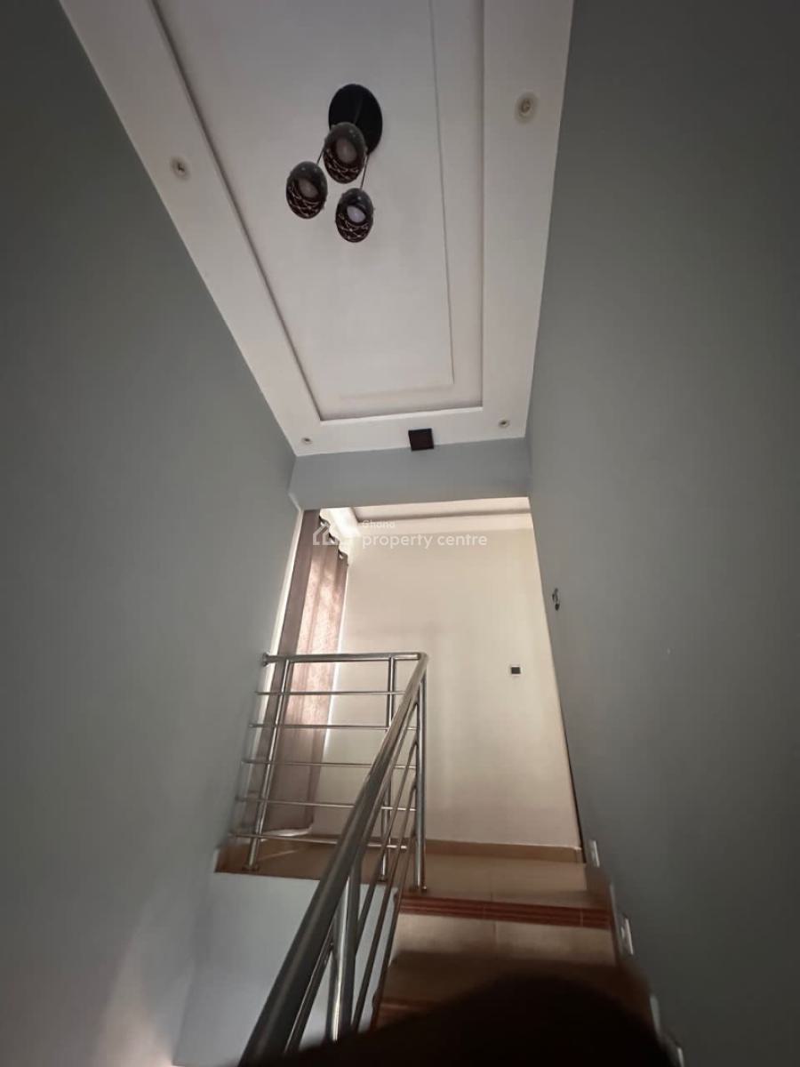 3 Bedrooms, Around Eden Hotel, Tesano, Accra, Detached Duplex for Rent