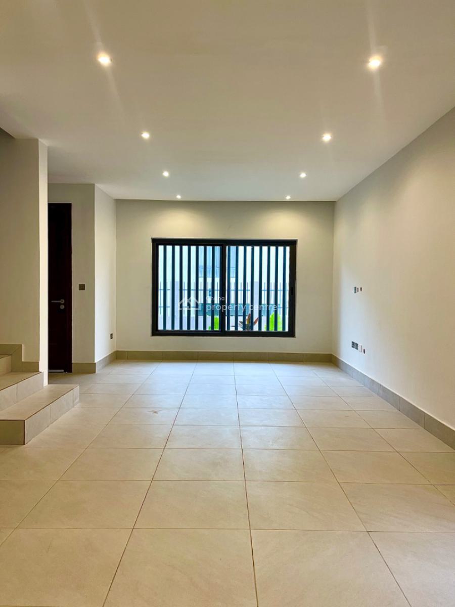 3 Bedroom Townhouse, Only 4 Units on Compound, Airport Residential Area, Accra, Townhouse for Rent