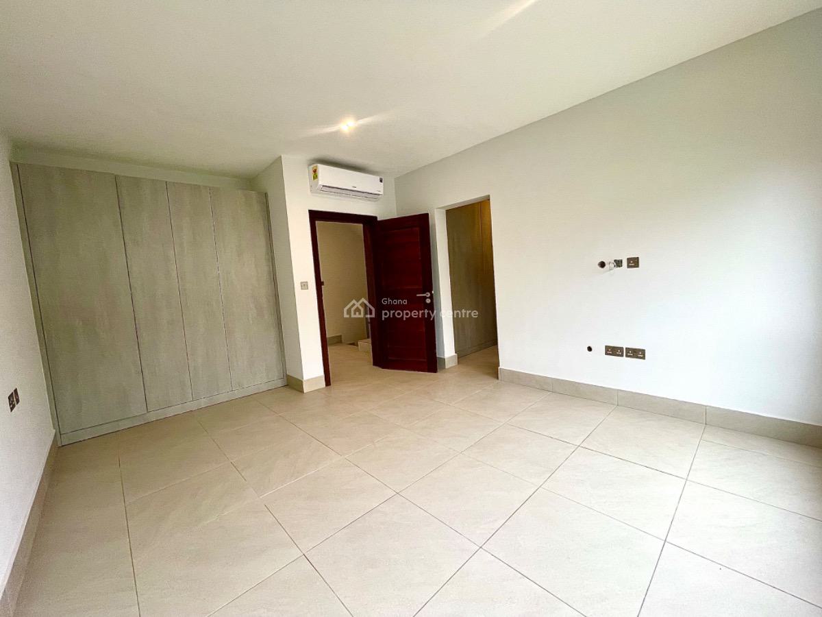 3 Bedroom Townhouse, Only 4 Units on Compound, Airport Residential Area, Accra, Townhouse for Rent