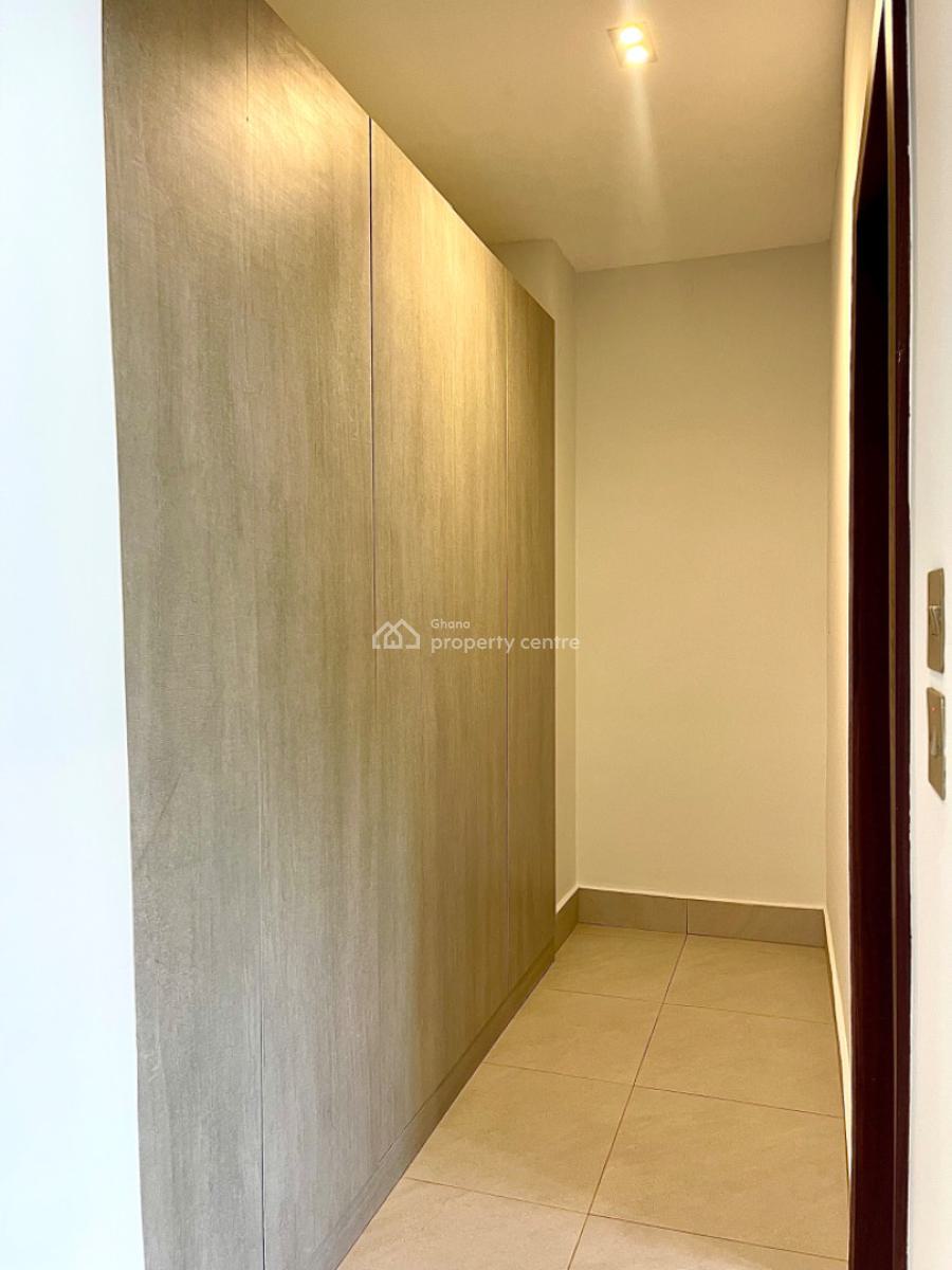 3 Bedroom Townhouse, Only 4 Units on Compound, Airport Residential Area, Accra, Townhouse for Rent