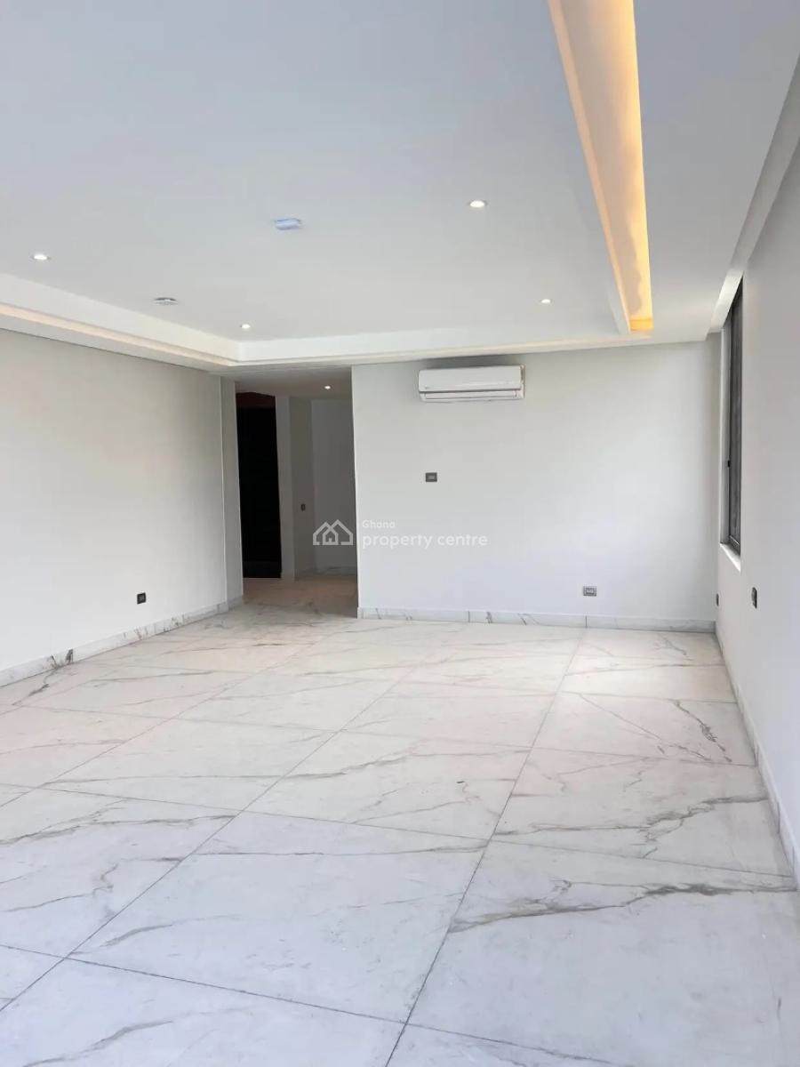 4 Bedroom Townhouse with Elevator and Staff Quarters, Cantonments, Accra, Detached Duplex for Rent