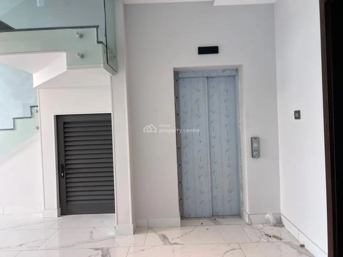 4 Bedroom Townhouse with Elevator and Staff Quarters, Cantonments, Accra, Detached Duplex for Rent