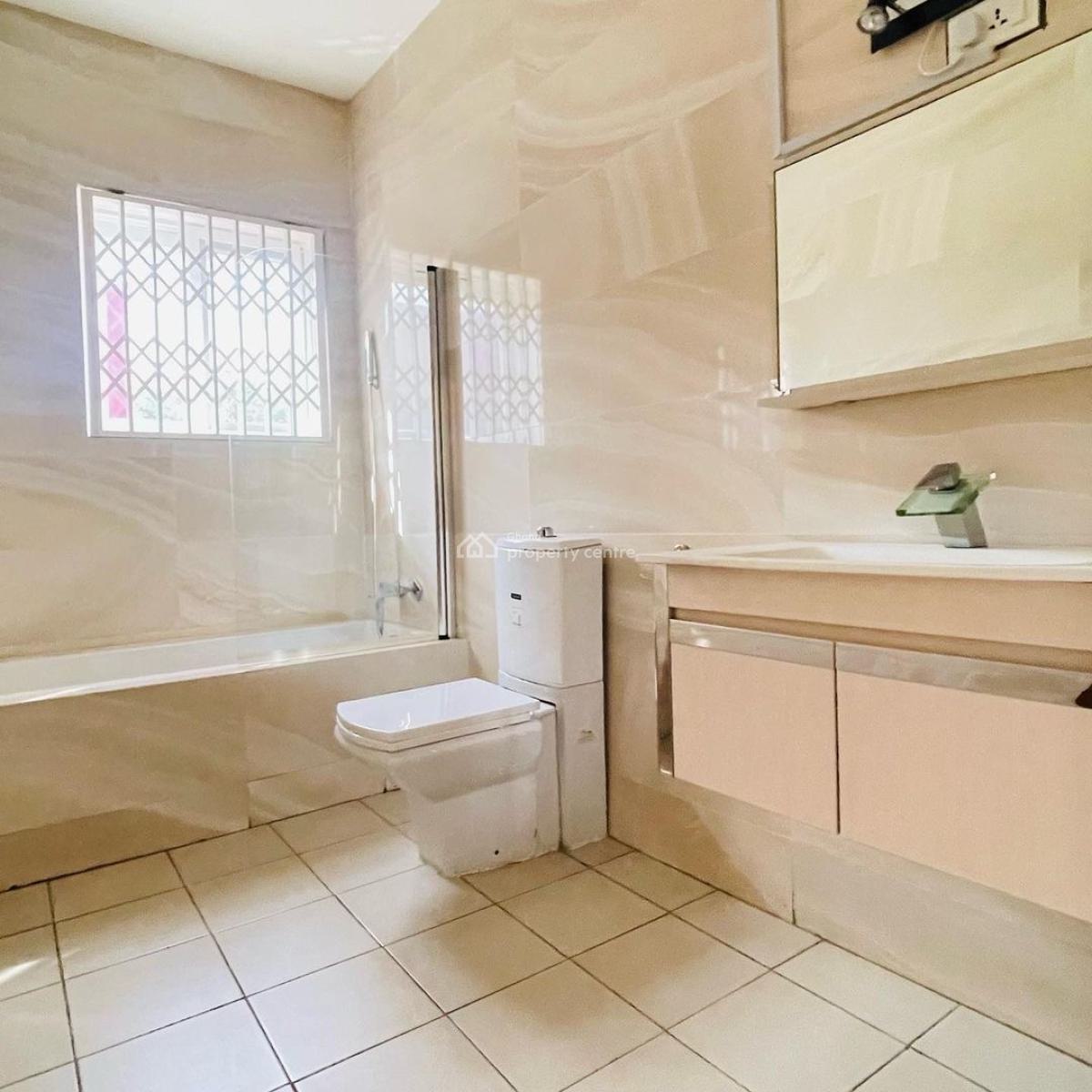3 Bedroom Townhouse with Staff Quarters in a Gated Community with Pool, Cantonments, Accra, Townhouse for Sale