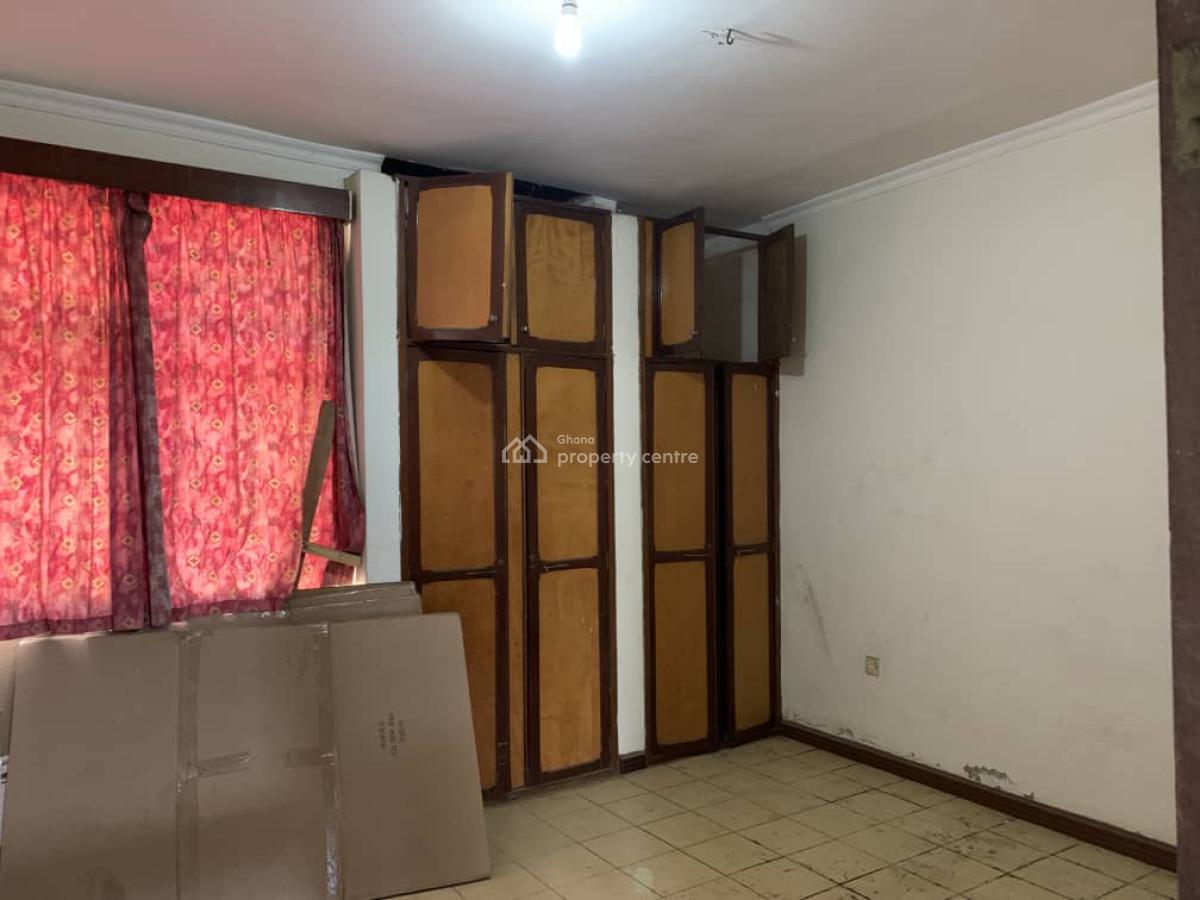 5 Bedrooms at Achimota, Kingsby Roundabout, Achimota, Accra, Detached Bungalow for Rent