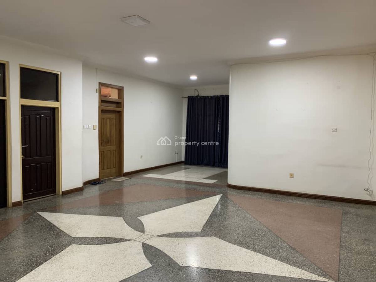 5 Bedrooms at Achimota, Kingsby Roundabout, Achimota, Accra, Detached Bungalow for Rent