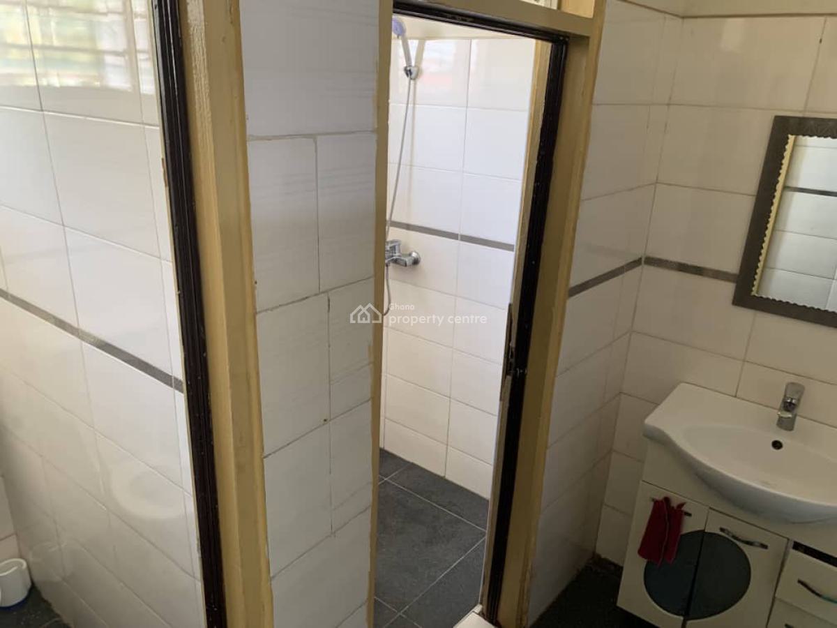 5 Bedrooms at Achimota, Kingsby Roundabout, Achimota, Accra, Detached Bungalow for Rent