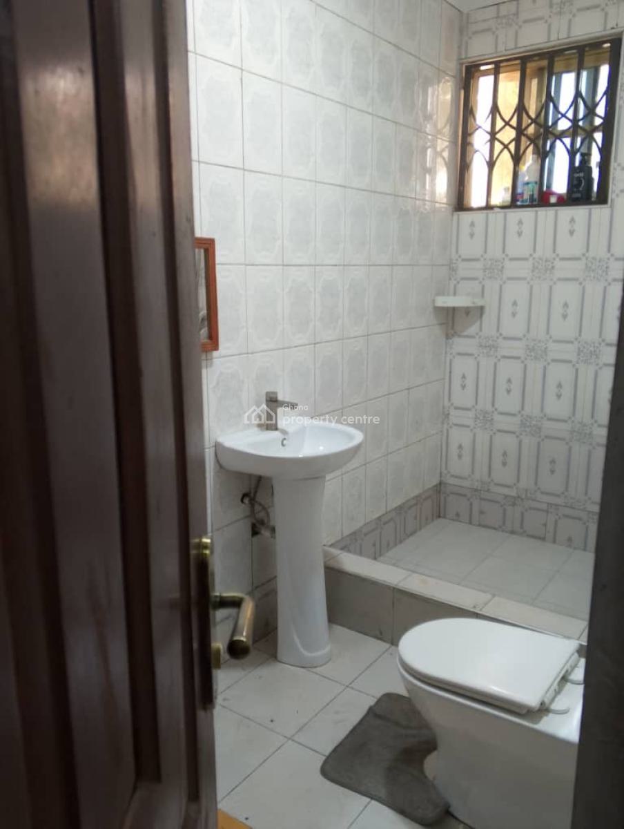 3 Bedroom Self Compound House, Labadi Road, La (labadi), La Dade Kotopon Municipal, Accra, House for Rent