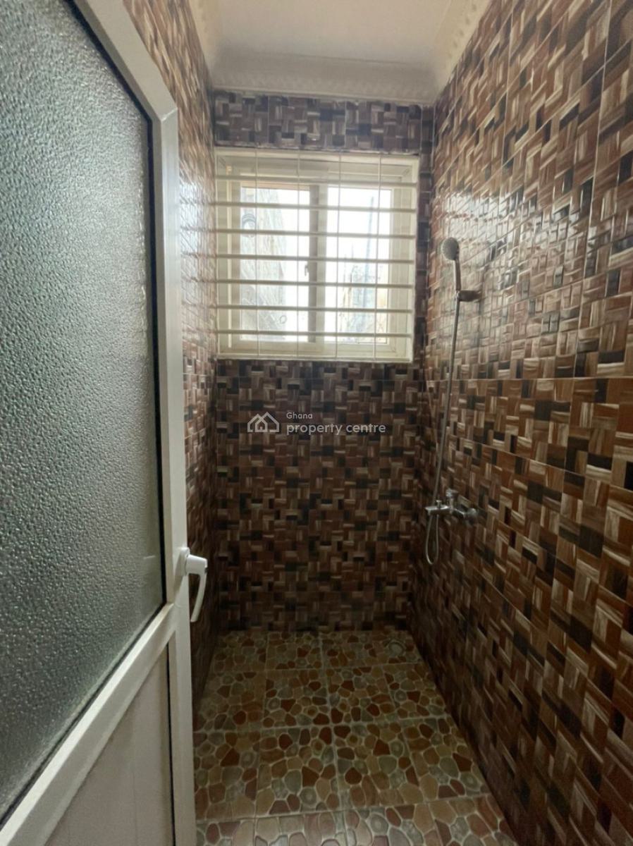 2 Bedroom House Lakeside Comm 8, Lakeside Community 8, Adenta Municipal, Accra, House for Rent