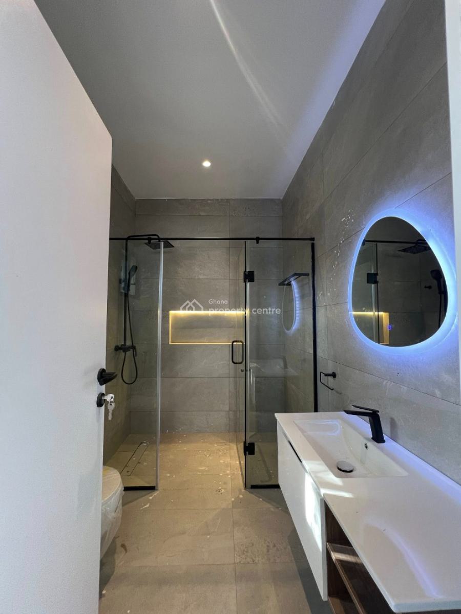 Executive 3 Bedrooms, Ashaley Botwe, Adenta Municipal, Accra, House for Sale