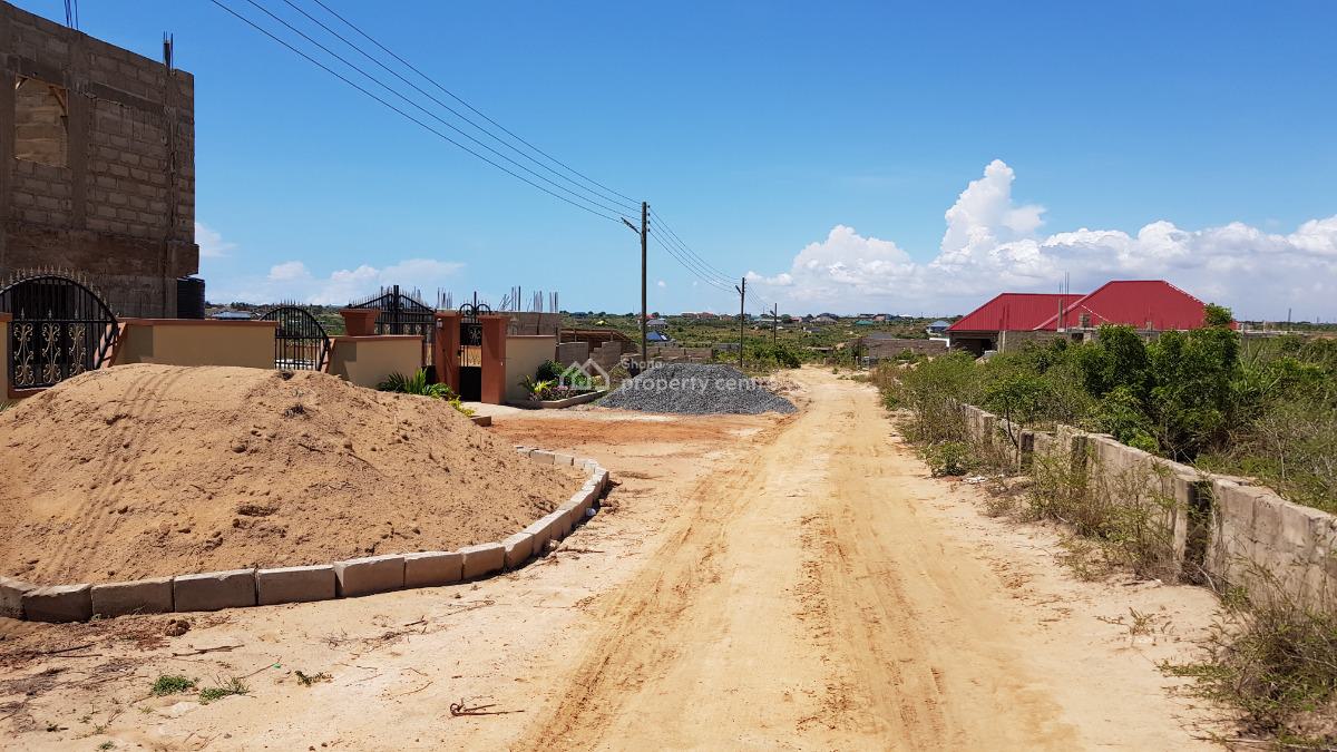 Land That Leads Forward, Solomons Court-new Ningo Police Station, Prampram, Ningo Prampram District, Accra, Commercial Land for Sale