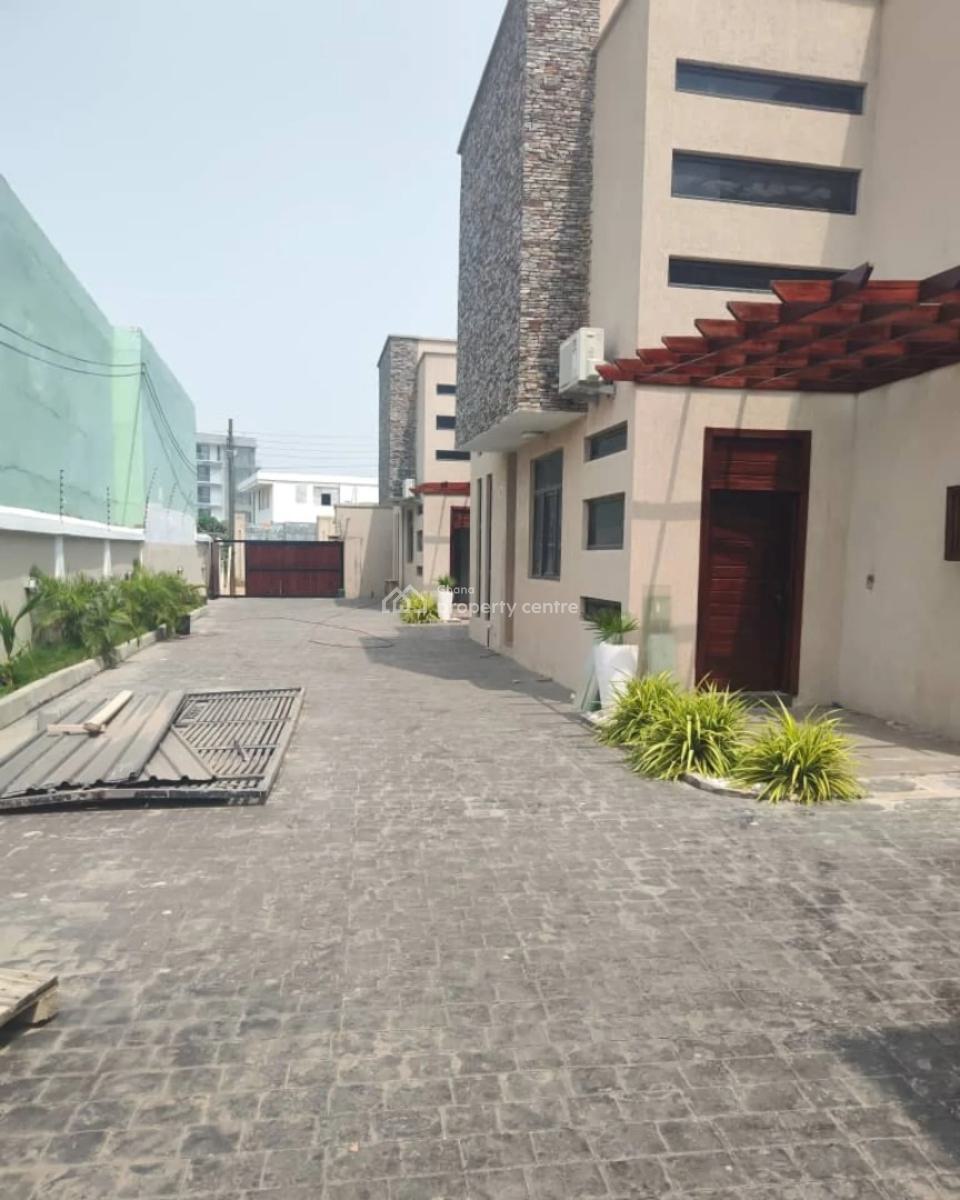 Executive 4 Bedrooms, North Labone, Accra, House for Sale