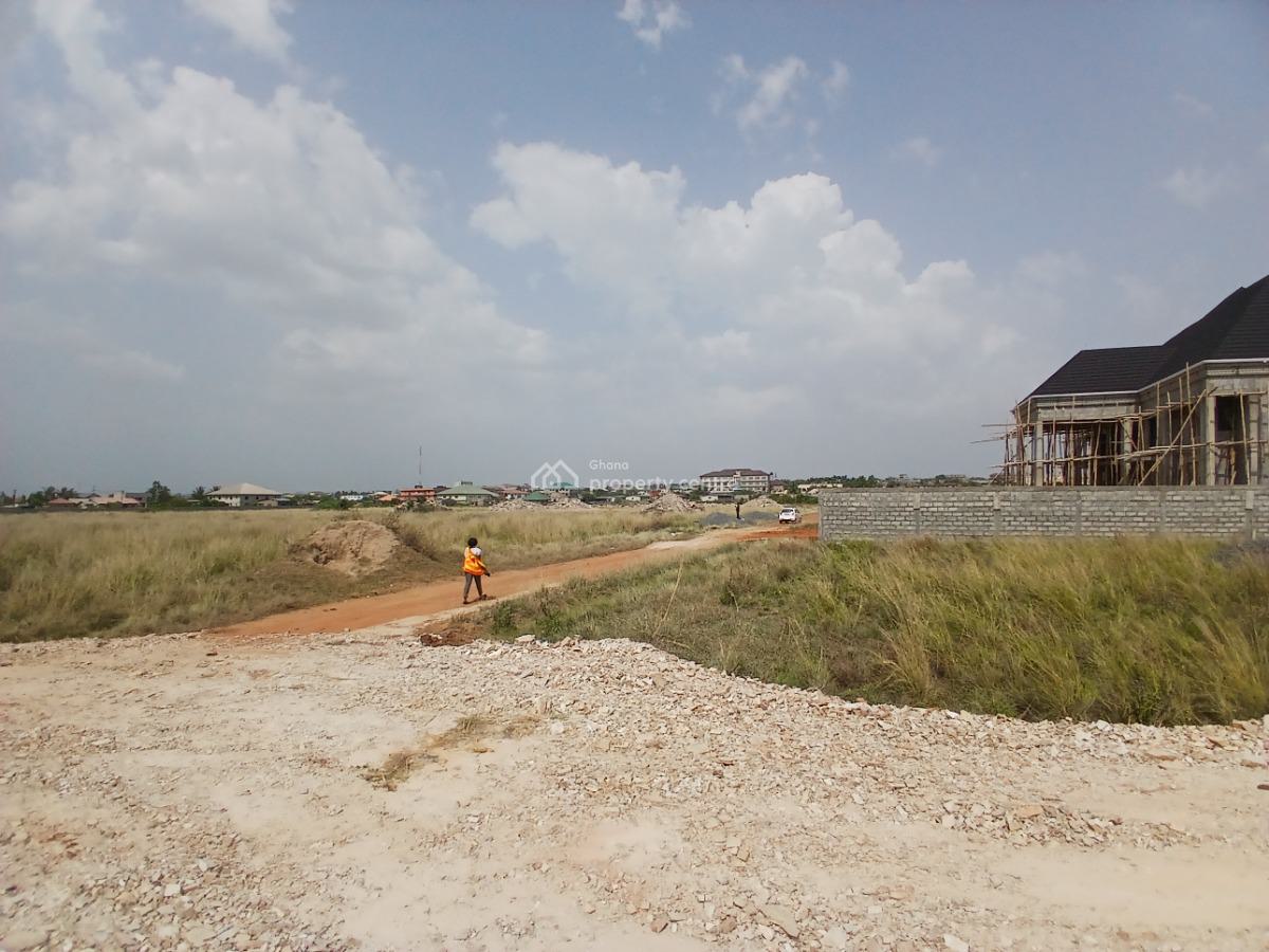 30% Bonanza on Hslf Plots at Tema Community 25, Community 25 Mall, Dawhenya, Tema, Accra, Mixed-use Land for Sale