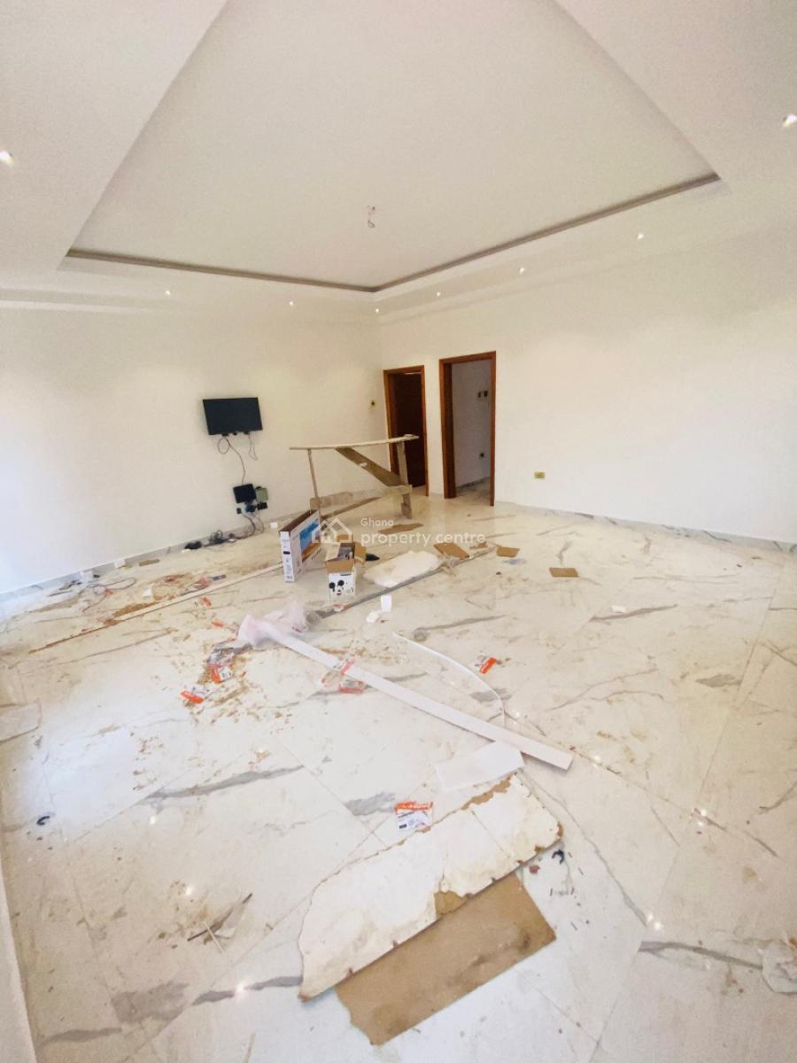 Executive 4 Bedrooms House, Lakeside, Adenta Municipal, Accra, Townhouse for Sale