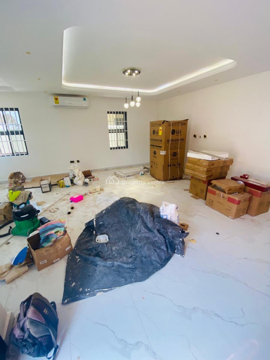 Executive 4 Bedrooms House, Lakeside, Adenta Municipal, Accra, Townhouse for Sale