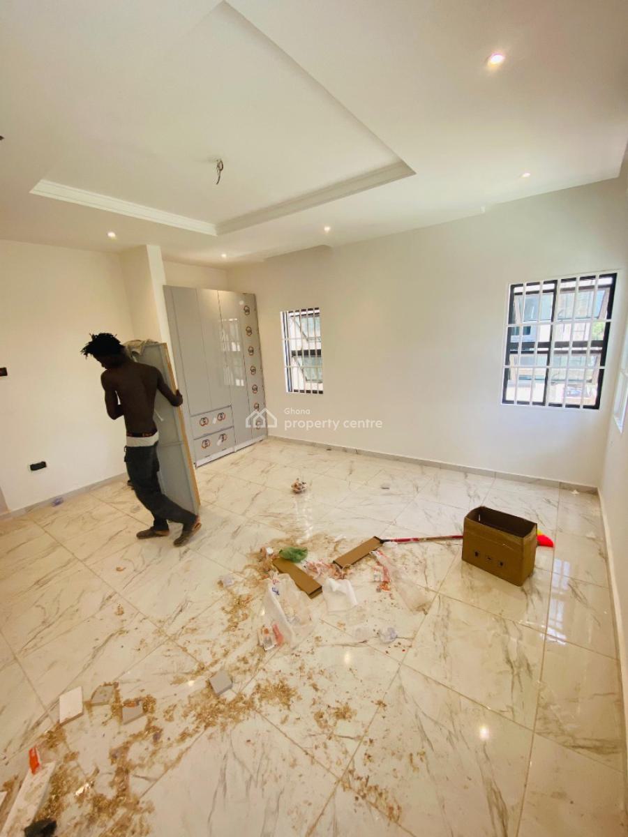 Executive 4 Bedrooms House, Lakeside, Adenta Municipal, Accra, Townhouse for Sale