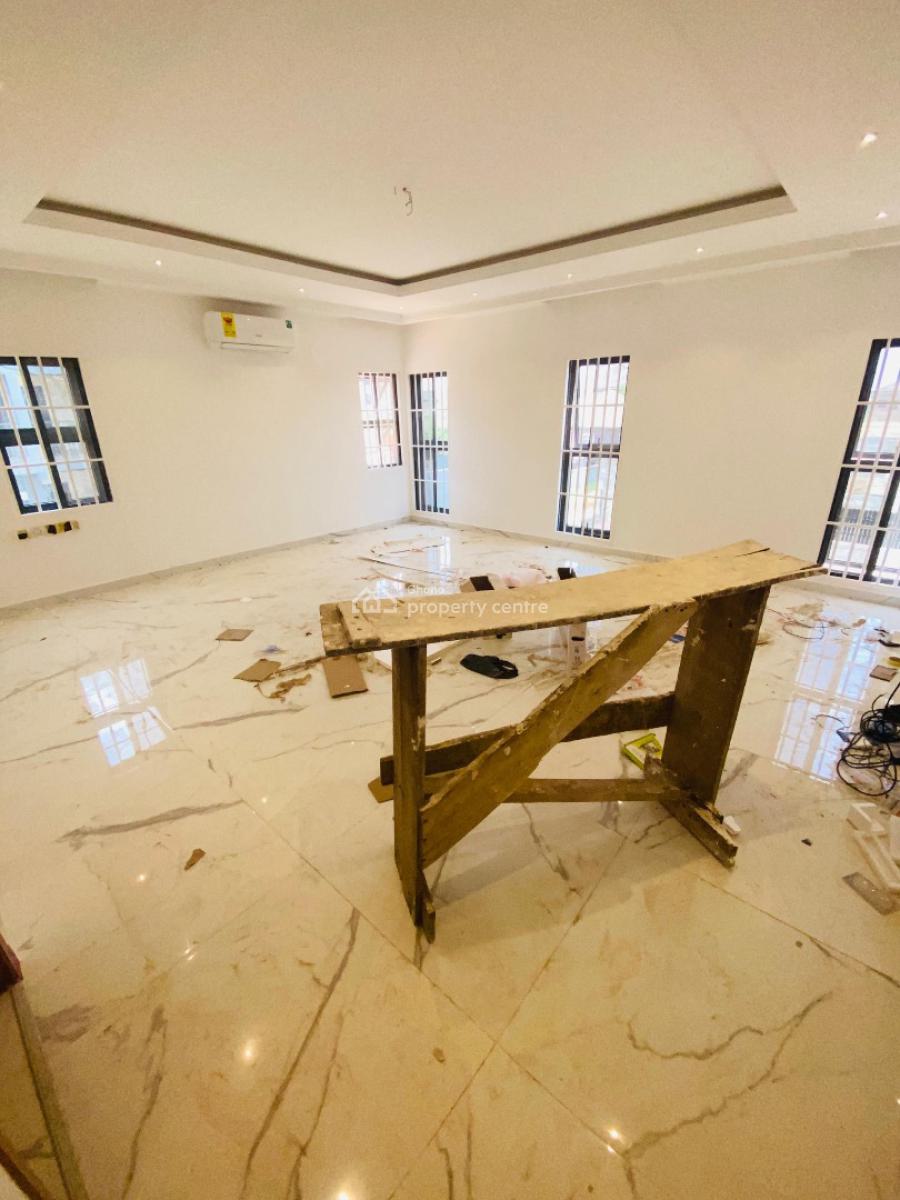 Executive 4 Bedrooms House, Lakeside, Adenta Municipal, Accra, Townhouse for Sale