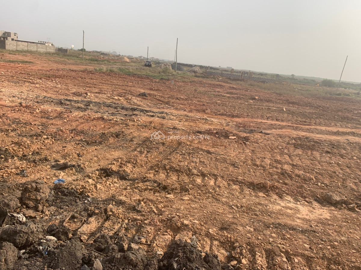 Smart Living Starts at Cedar Court Site a, Devtraco Road, Community 25, Tema, Accra, Mixed-use Land for Sale