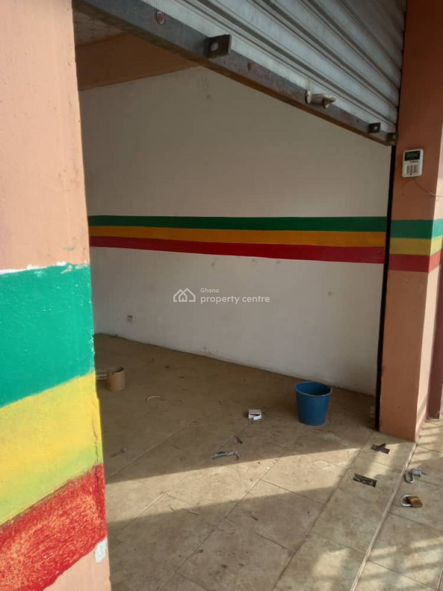 Big Store in Tafo Main Market, Tafo Main Market, Kumasi Metropolitan, Ashanti, Shop for Sale