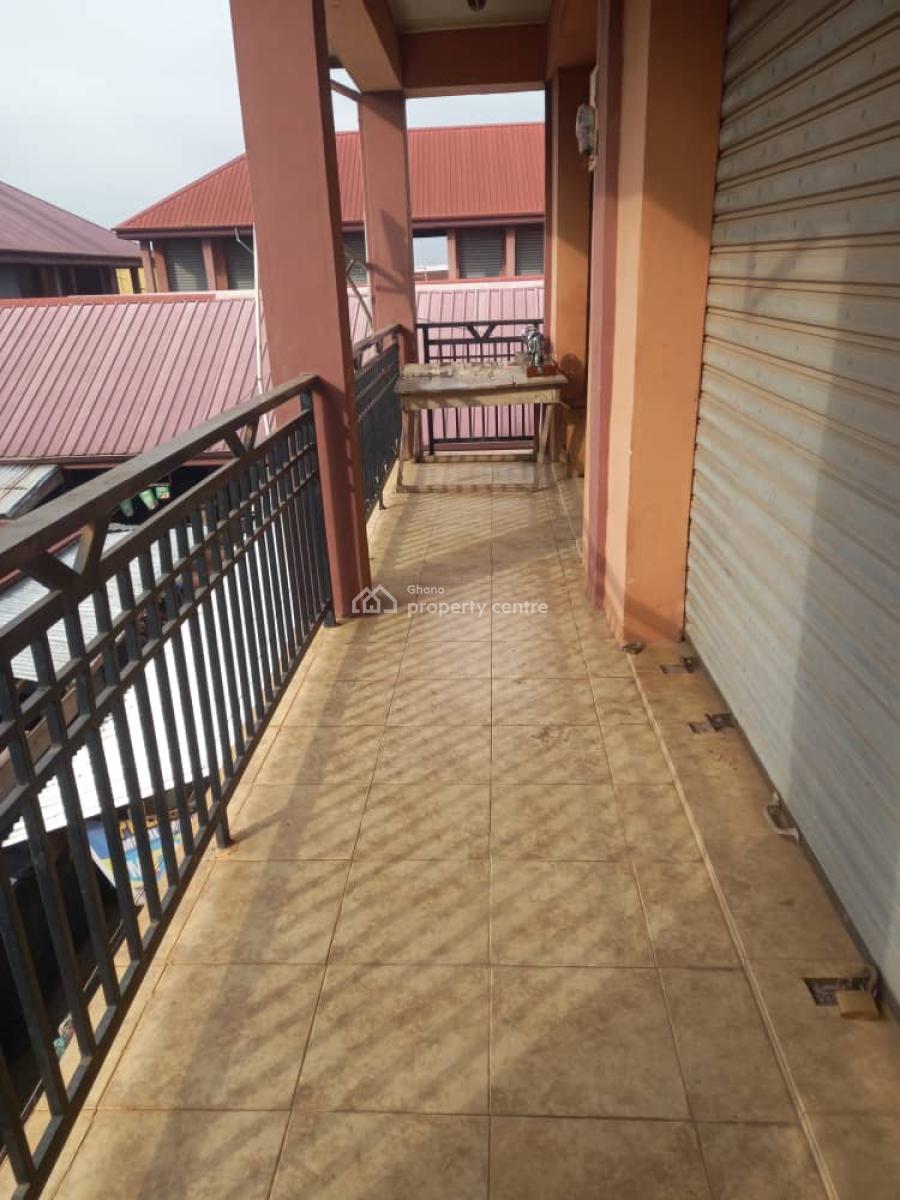 Big Store in Tafo Main Market, Tafo Main Market, Kumasi Metropolitan, Ashanti, Shop for Sale