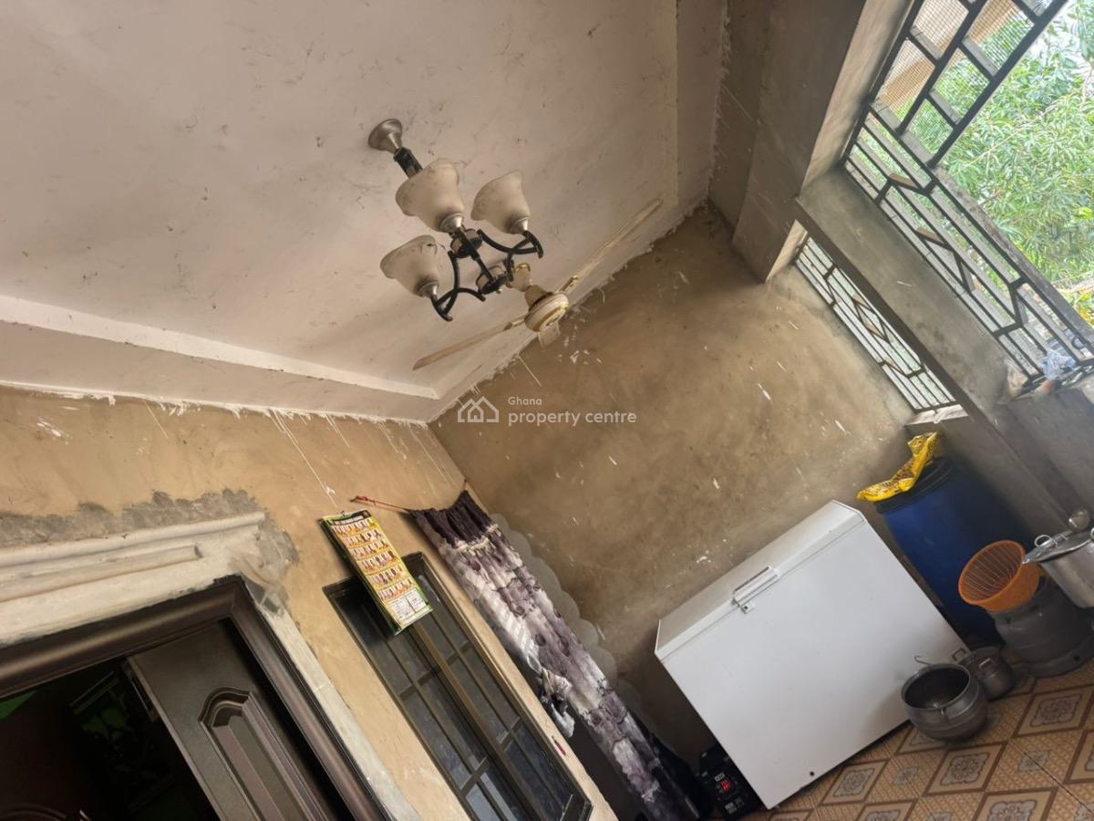 Four 4-bedroom House, Aputuogya-abuotem, Kumasi Metropolitan, Ashanti, House for Sale