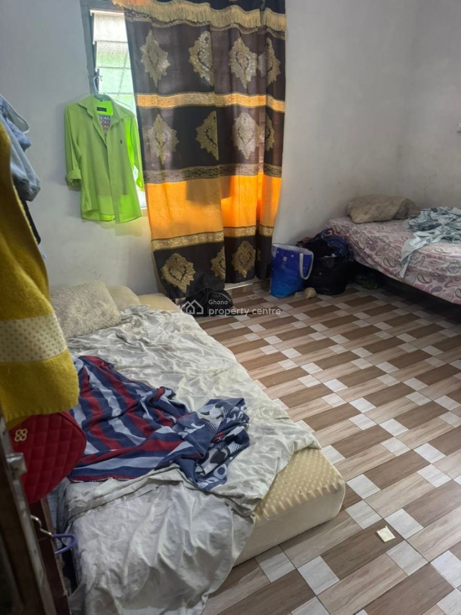 Four 4-bedroom House, Aputuogya-abuotem, Kumasi Metropolitan, Ashanti, House for Sale