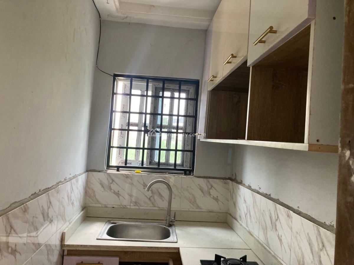 Chamber and Hall Self Contain, Sokoban-wood Village, Kumasi Metropolitan, Ashanti, Apartment for Rent