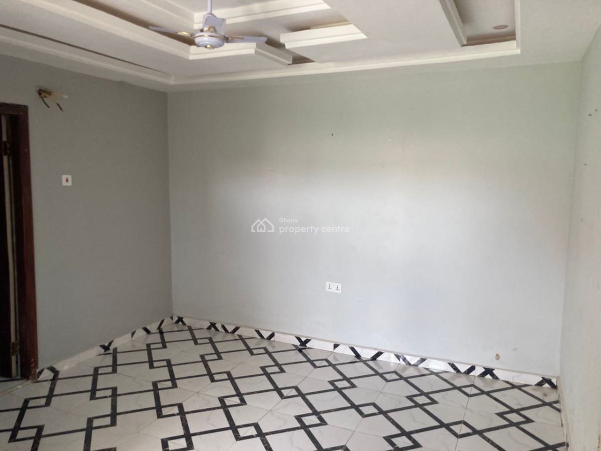 Chamber and Hall Self Contain, Sokoban-wood Village, Kumasi Metropolitan, Ashanti, Apartment for Rent