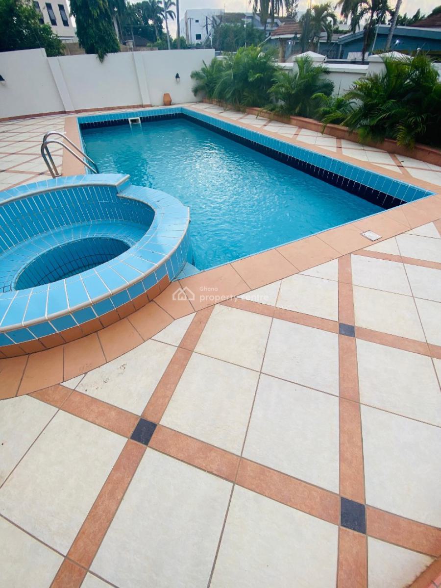 Executive 12 Bedrooms House, Anc Mall, East Legon, Accra, Townhouse for Rent