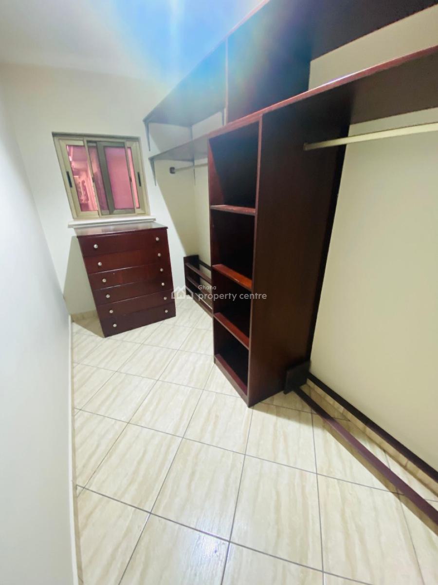 Executive 12 Bedrooms House, Anc Mall, East Legon, Accra, Townhouse for Rent