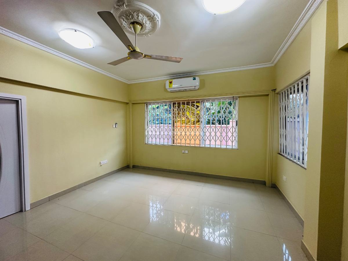 Commercial 4 Bedroom, North Legon, North Legon, Accra, Office Space for Rent