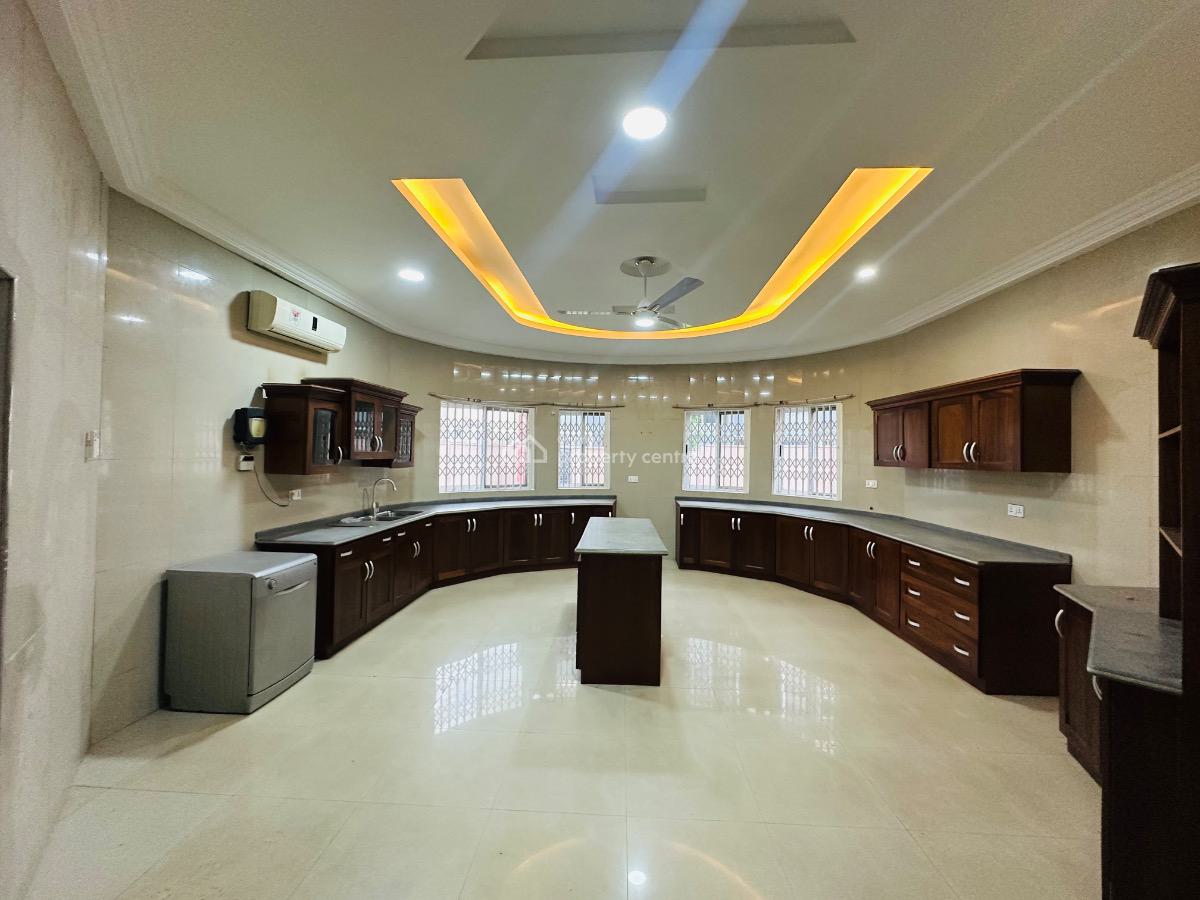 Commercial 4 Bedroom, North Legon, North Legon, Accra, Office Space for Rent