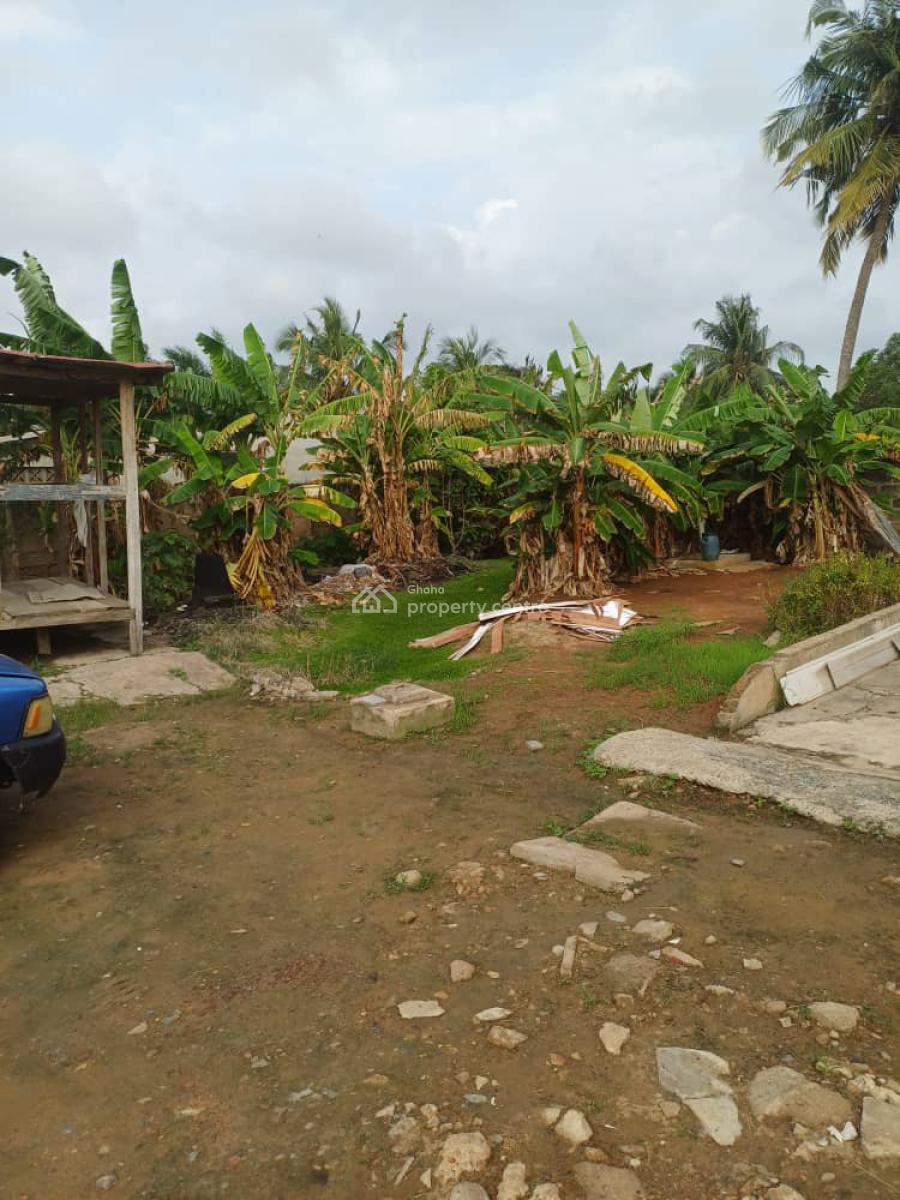 Half Plot of Land @ Achimota, Achimota, Accra, Land for Sale