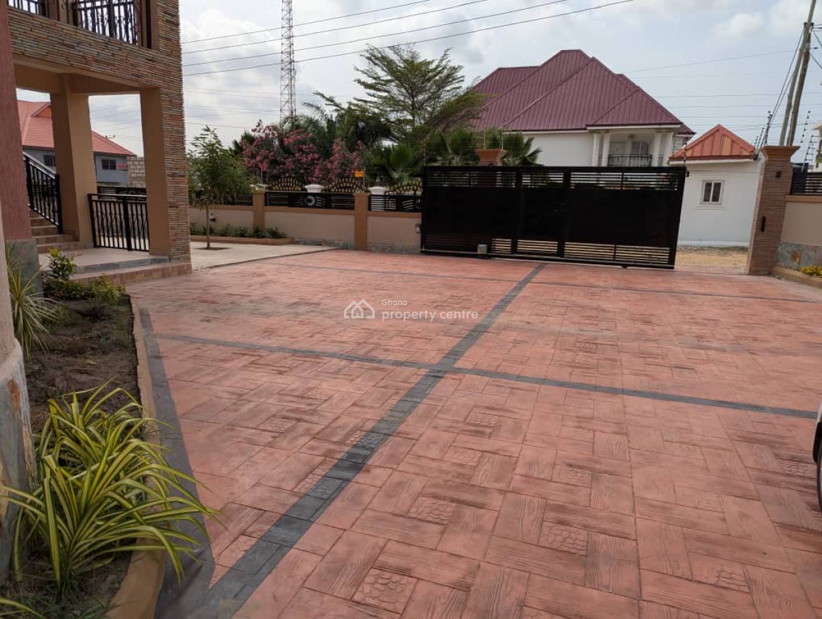 2 Bedrooms at East Airport, Chain Homes, East Airport, Airport Residential Area, Accra, Apartment for Rent